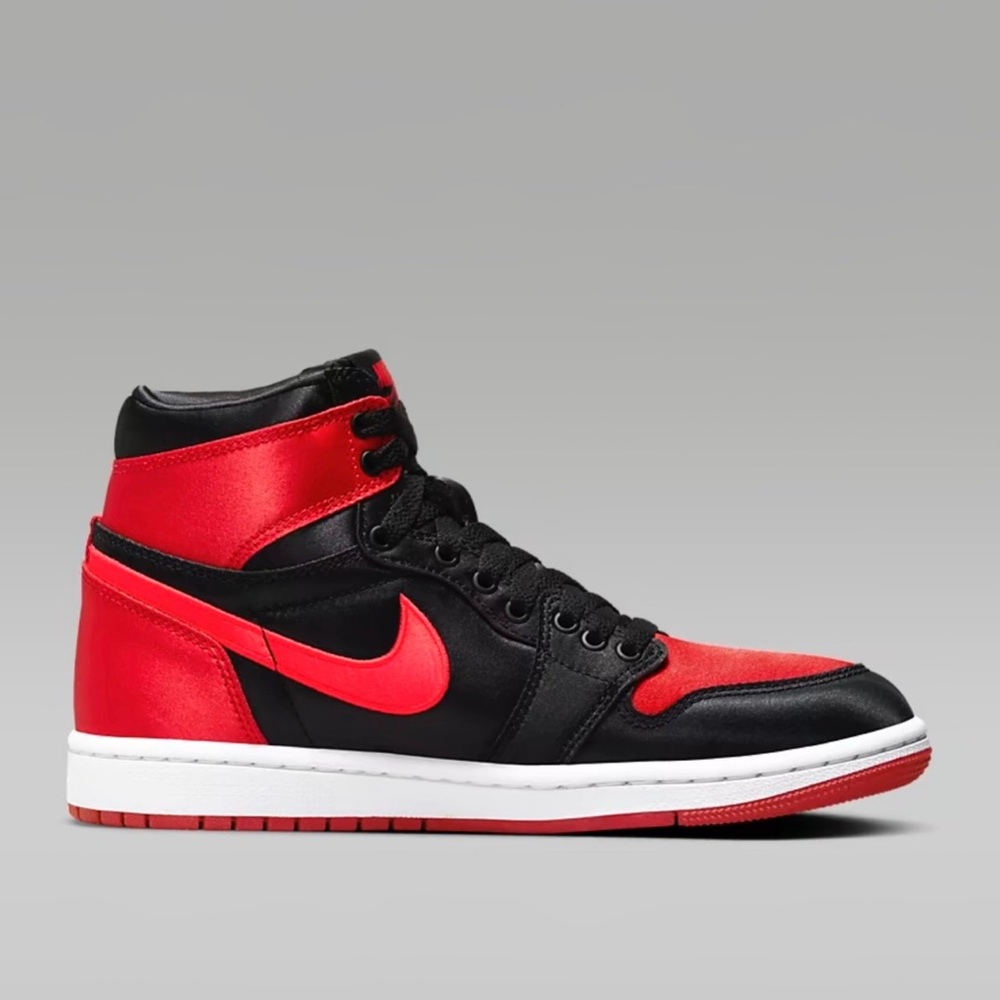 Nike Women Air Jordan 1 High OG Satin Bred